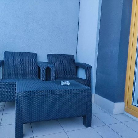 Apartamenty Metro Targowek 27 วอร์ซอ ภายนอก รูปภาพ