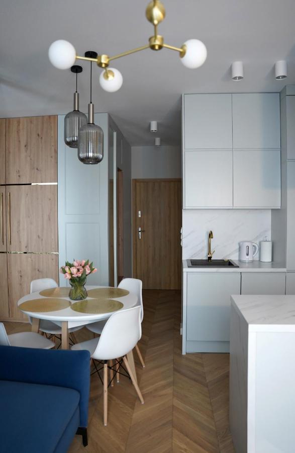 Apartamenty Metro Targowek 27 วอร์ซอ ภายนอก รูปภาพ