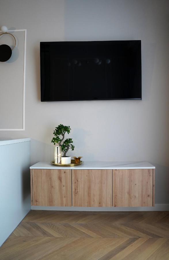 Apartamenty Metro Targowek 27 วอร์ซอ ภายนอก รูปภาพ