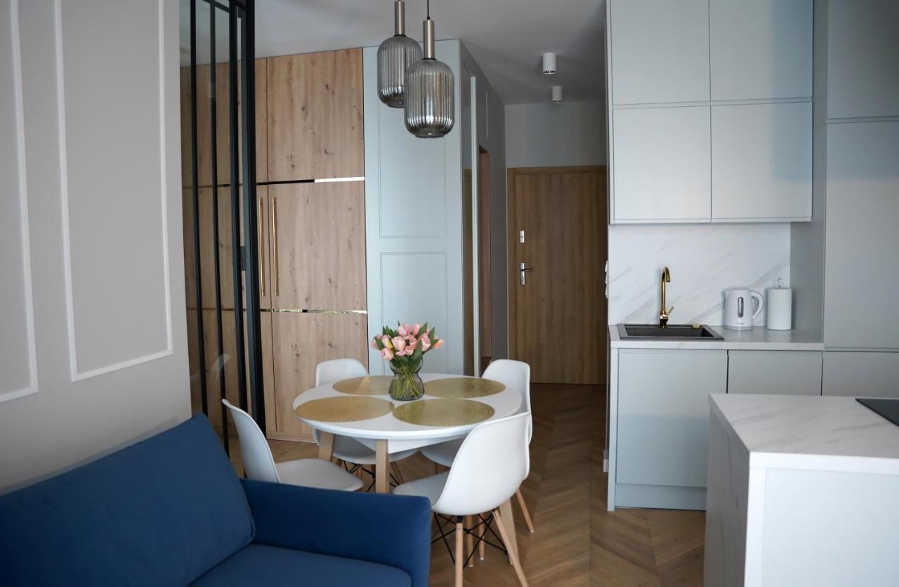 Apartamenty Metro Targowek 27 วอร์ซอ ภายนอก รูปภาพ