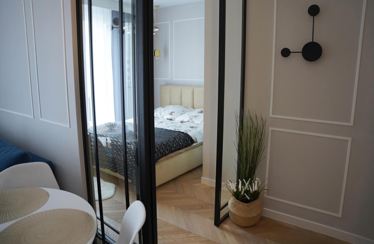 Apartamenty Metro Targowek 27 วอร์ซอ ภายนอก รูปภาพ