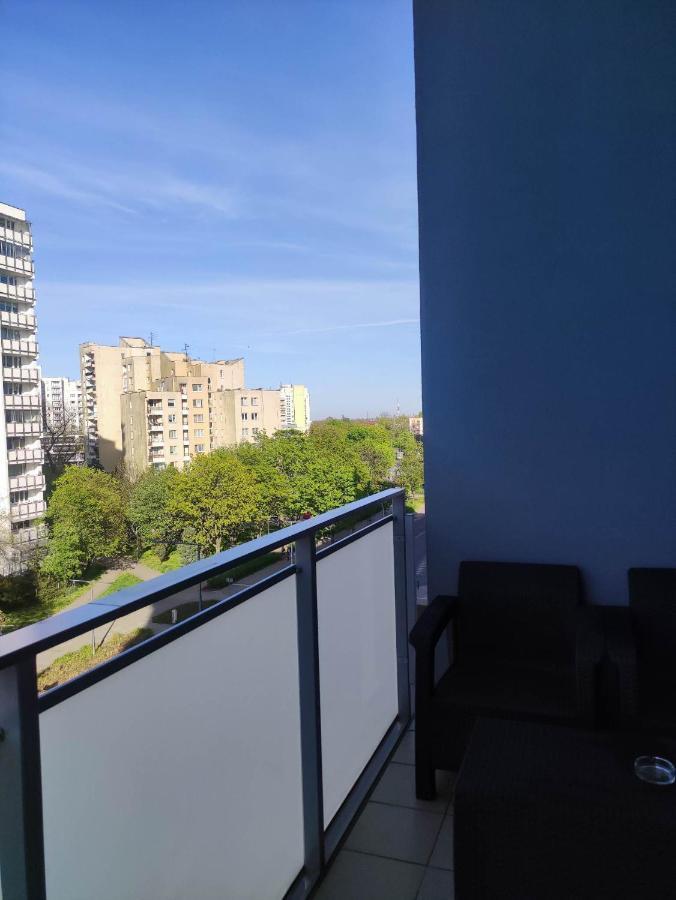 Apartamenty Metro Targowek 27 วอร์ซอ ภายนอก รูปภาพ