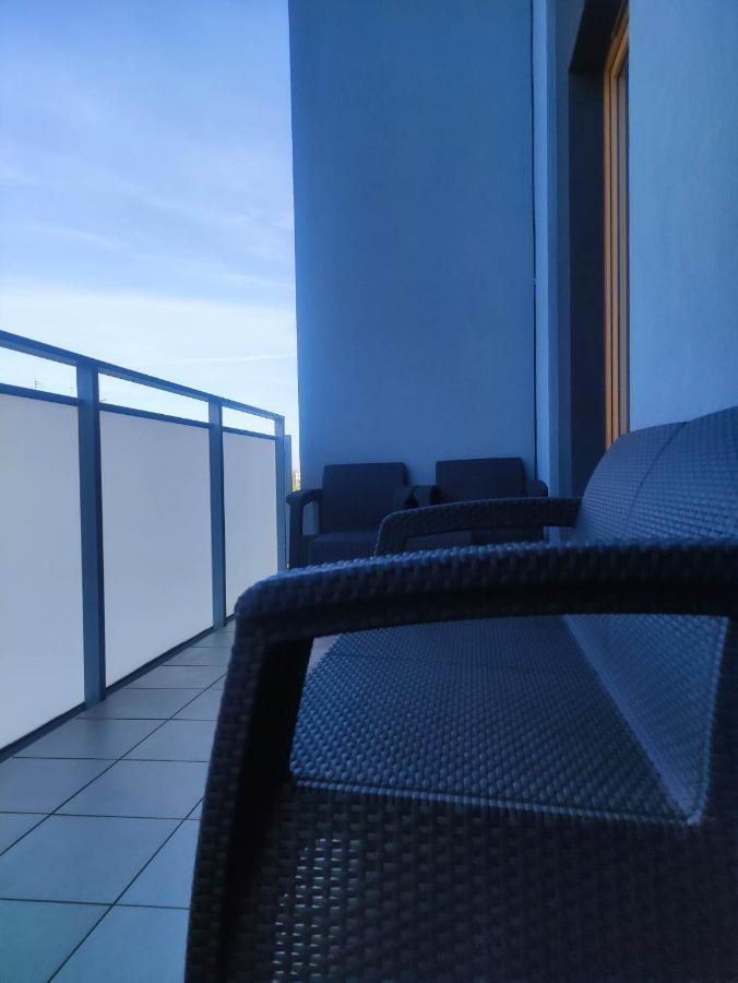 Apartamenty Metro Targowek 27 วอร์ซอ ภายนอก รูปภาพ